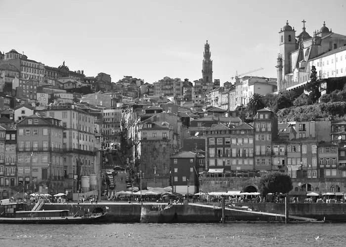 Poveiros Oak Loft - Santo Ildefonso Lägenhet